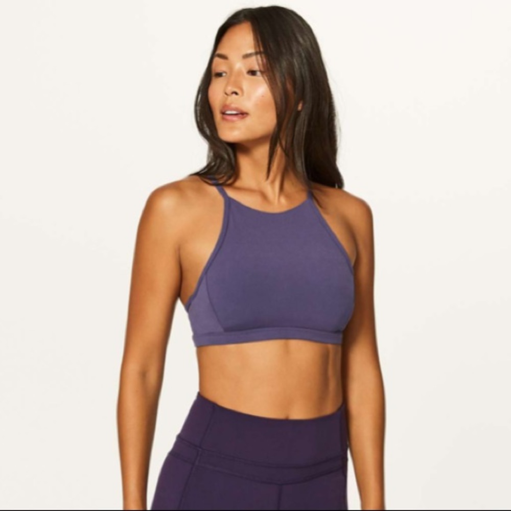 Lululemon Twist and Reach Bra
